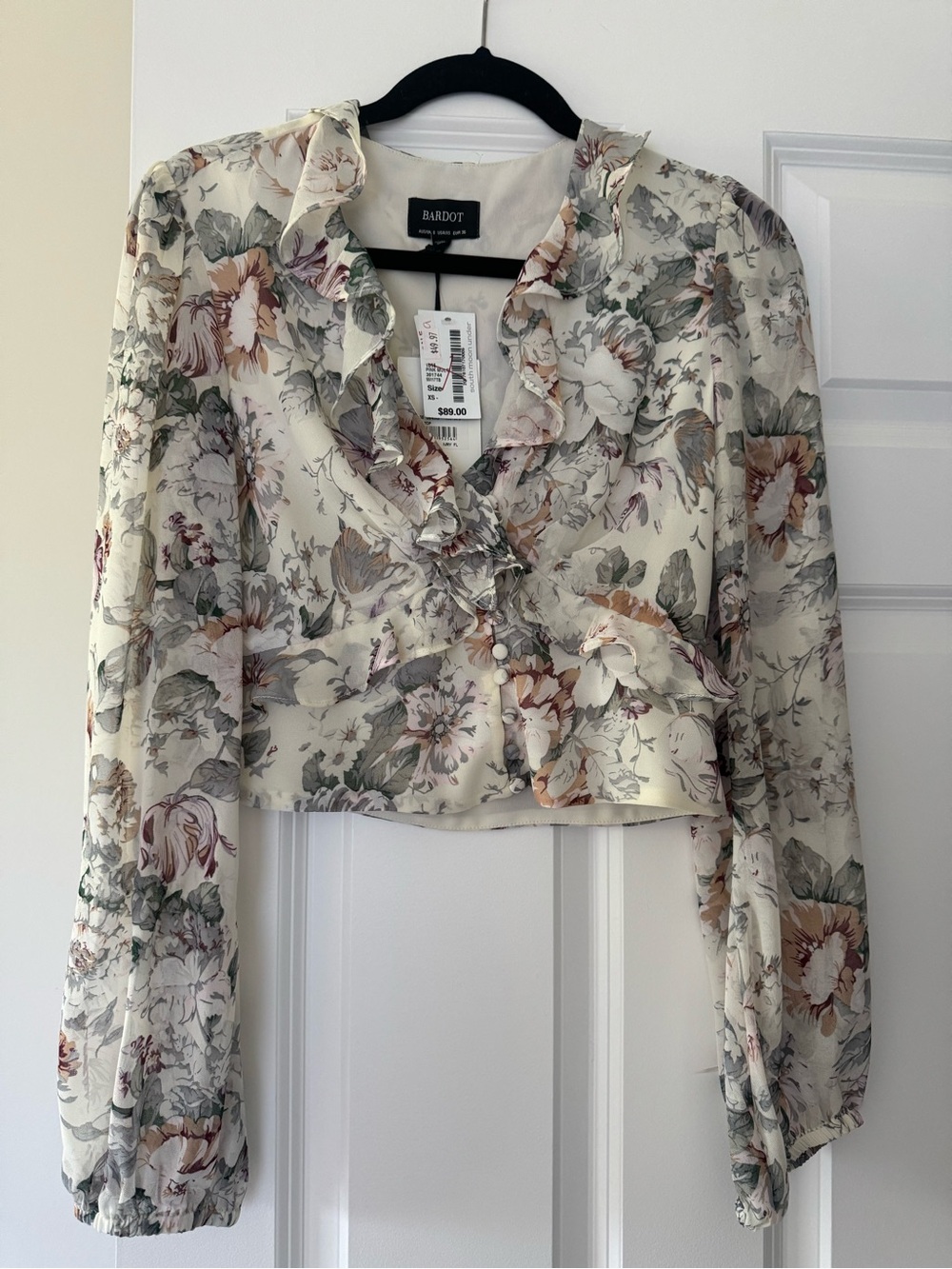 NWT Baredot floral Blouse